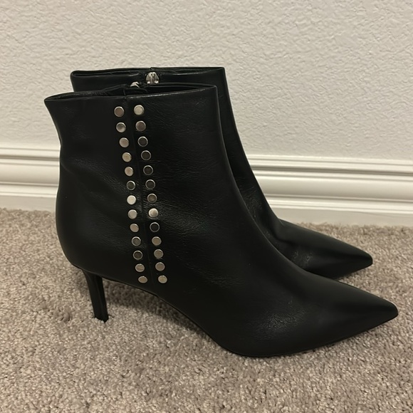 Aquatalia Boots Miana Black Leather Ankle Booties Studded - Picture 3 of 7
